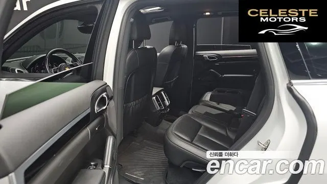 PORSCHE Cayenne 3.0 2015 — photo 12 sur 26