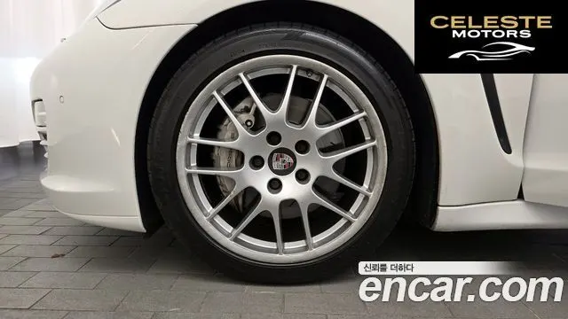 PORSCHE Panamera 4.8 4S 2012 — photo 5 sur 20