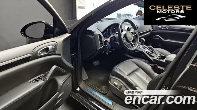 PORSCHE Cayenne 3.0 2015 — photo 10 sur 20