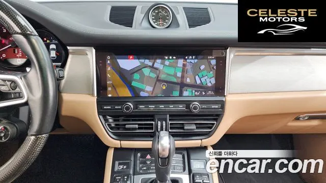 PORSCHE Macan 2.9 GTS 2021 — photo 14 sur 20