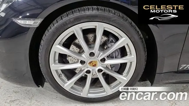 PORSCHE 718 Boxster 2.0 2020 — photo 18 sur 24