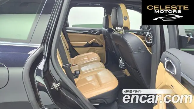 PORSCHE Cayenne 4.2 S 2015 — photo 12 sur 20