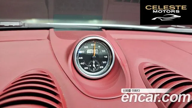 PORSCHE 718 Boxster 2.0 2019 — photo 16 sur 26