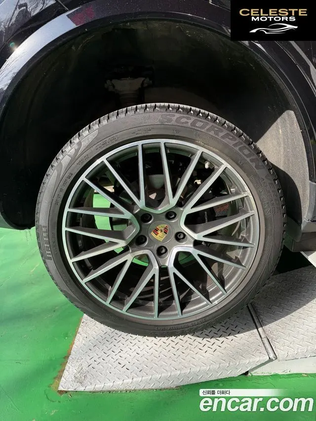 PORSCHE Cayenne (PO536) 3.0 2019 — photo 5 sur 13