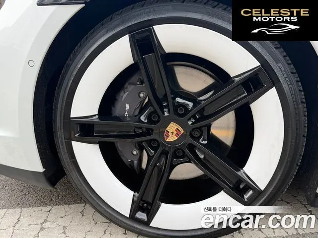 PORSCHE Taycan 2025 — photo 5 sur 11