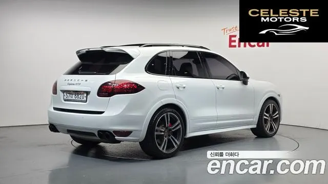 PORSCHE Cayenne 4.8 GTS 2013 — photo 2 sur 20