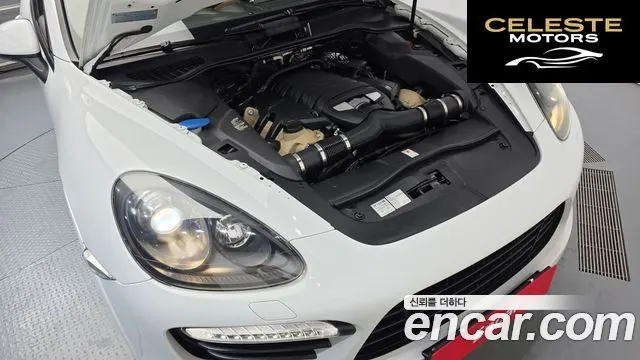 PORSCHE Cayenne 4.8 GTS 2013 — photo 6 sur 20