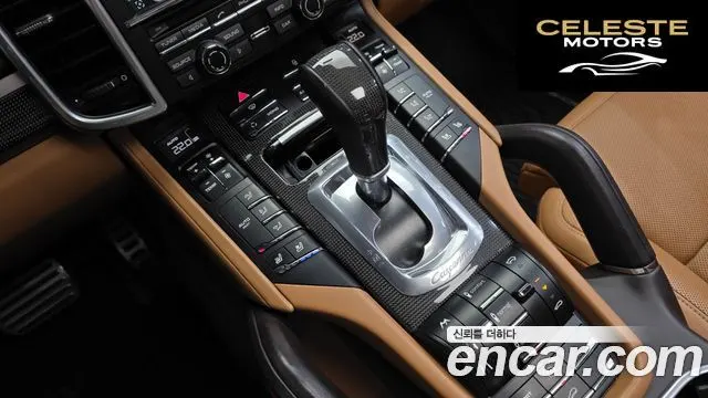PORSCHE Cayenne 4.8 GTS 2013 — photo 9 sur 20