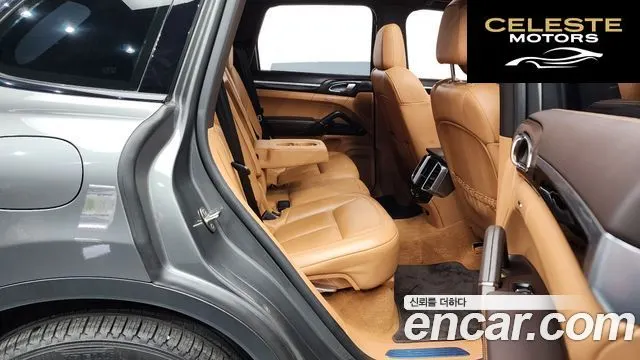 PORSCHE Cayenne 3.0 2015 — photo 11 sur 20