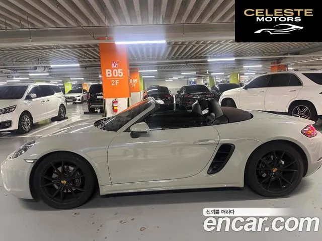 PORSCHE 718 Boxster 2.0 2018 — photo 12 sur 14