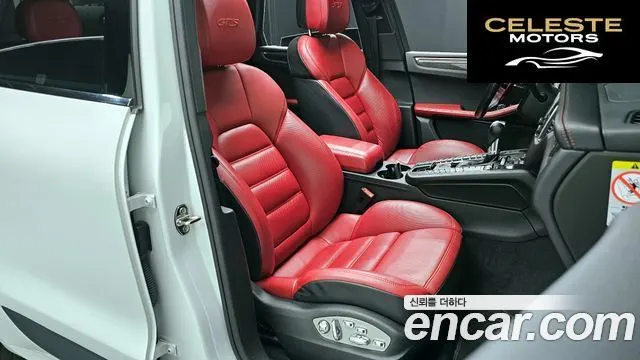 PORSCHE Macan 3.0 GTS 2018 — photo 12 sur 30