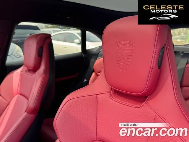 PORSCHE Taycan 4S 2024 — photo 12 sur 26