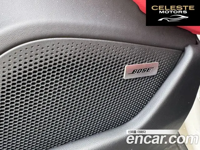 PORSCHE Taycan 4S 2024 — photo 19 sur 26