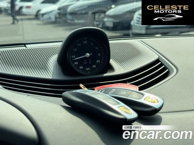 PORSCHE Taycan 4S 2024 — photo 6 sur 26