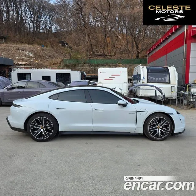 PORSCHE Taycan 2023 — photo 7 sur 26
