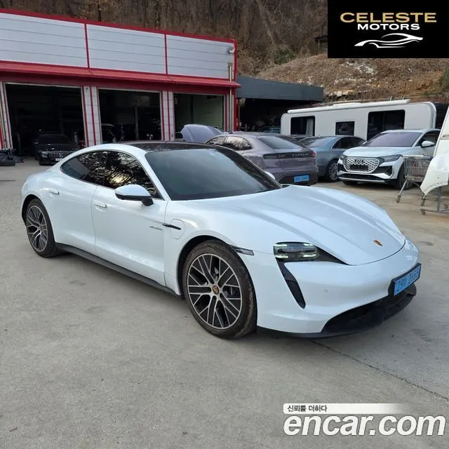 PORSCHE Taycan 2023 — photo 8 sur 26