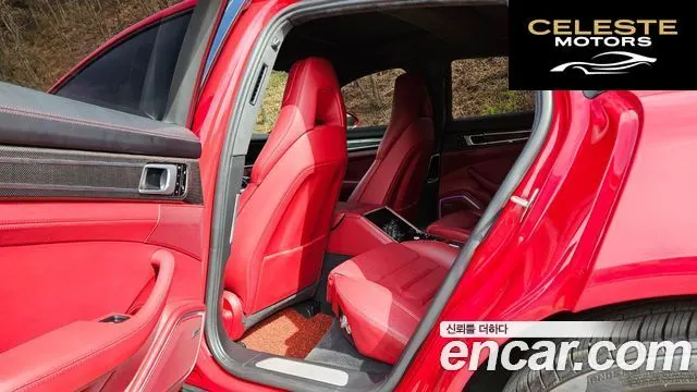 PORSCHE Panamera (971) 3.0 AWD 2018 — photo 13 sur 22