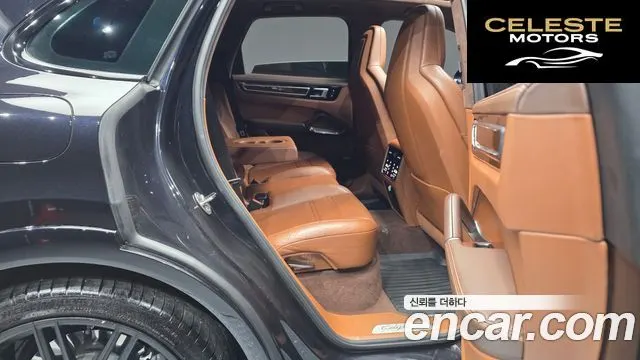 PORSCHE Cayenne (PO536) 4.0 Turbo 2020 — photo 18 sur 36