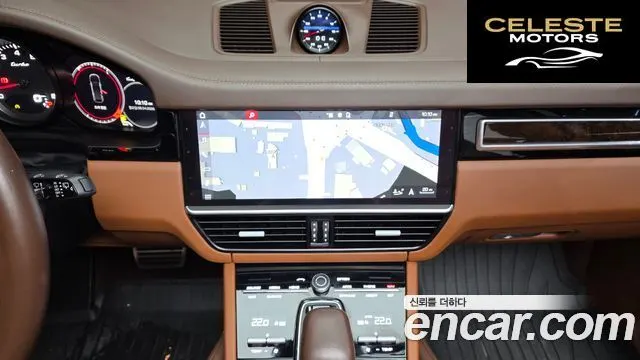 PORSCHE Cayenne (PO536) 4.0 Turbo 2020 — photo 21 sur 36