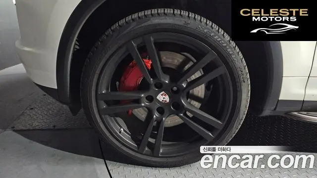 PORSCHE Cayenne 4.8 Turbo 2011 — photo 5 sur 20