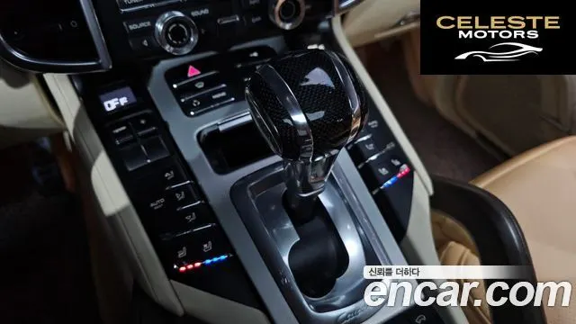 PORSCHE Cayenne 4.8 Turbo 2011 — photo 9 sur 20