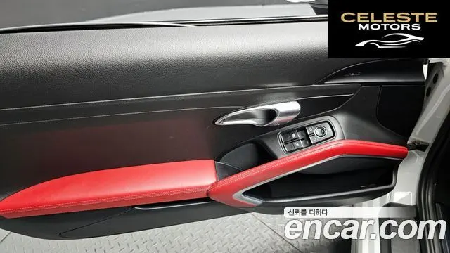 PORSCHE 718 Cayman 2.0 2020 — photo 14 sur 32