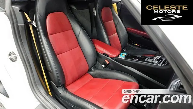 PORSCHE 718 Cayman 2.0 2020 — photo 17 sur 32