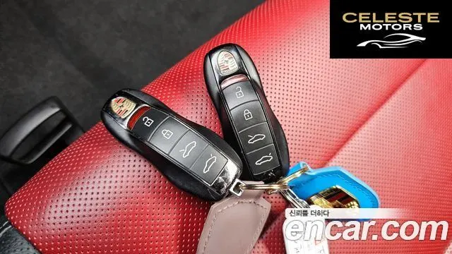 PORSCHE 718 Cayman 2.0 2020 — photo 24 sur 32
