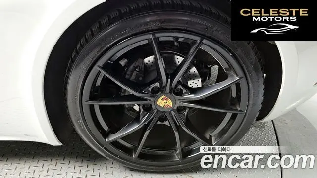PORSCHE 718 Cayman 2.0 2020 — photo 7 sur 32