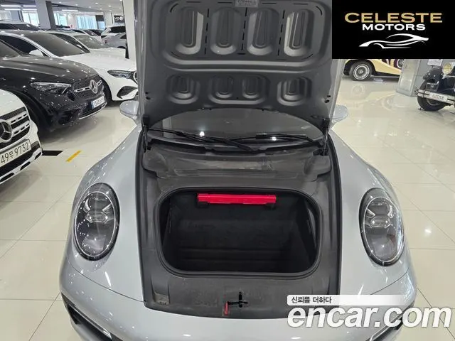 PORSCHE 911 (992) Carrera 4 Cabriolet 2024 — photo 6 sur 26