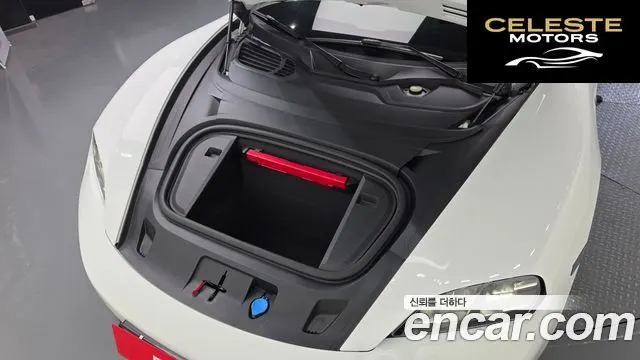 PORSCHE Taycan 4S 2025 — photo 6 sur 26