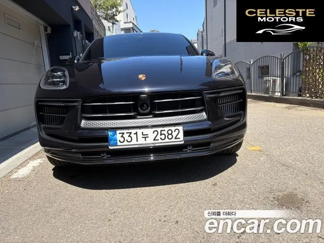 PORSCHE Macan 2.9 S 2022 — photo 12 sur 13