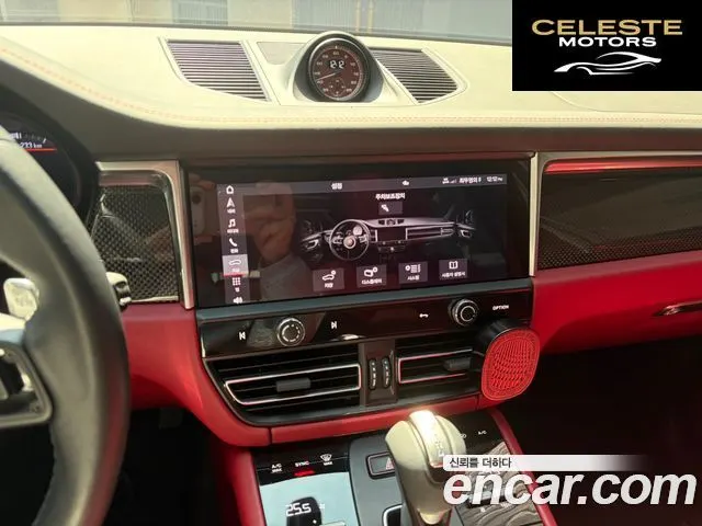 PORSCHE Macan 2.9 S 2022 — photo 6 sur 13