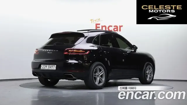 PORSCHE Macan 2.0 2015 — photo 2 sur 35