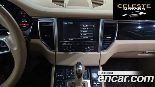 PORSCHE Macan 2.0 2015 — photo 20 sur 35