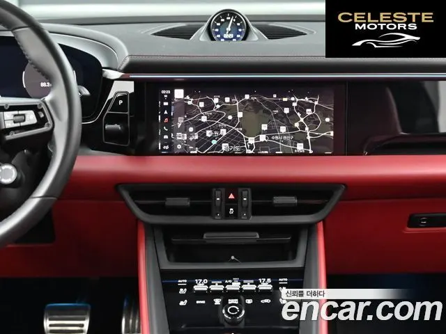 PORSCHE Macan EV 4S 2025 — photo 14 sur 26