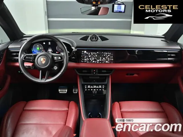 PORSCHE Macan EV 4S 2025 — photo 24 sur 26