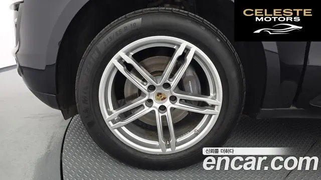 PORSCHE Macan 2.0 2015 — photo 5 sur 20