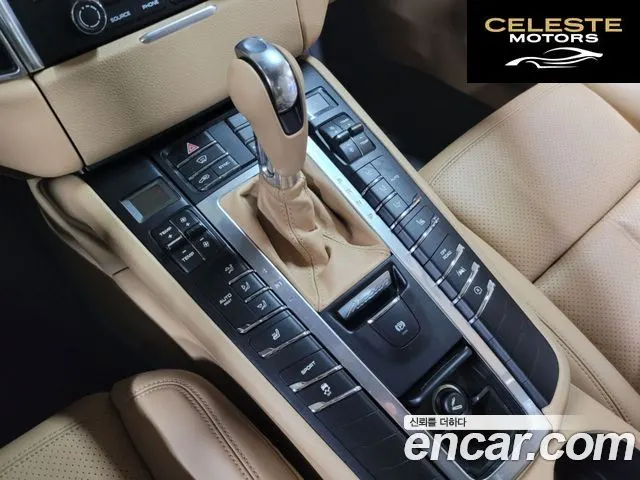 PORSCHE Macan 3.0 S 2017 — photo 15 sur 26