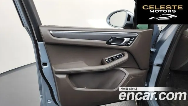PORSCHE Macan 2.0 2021 — photo 14 sur 34