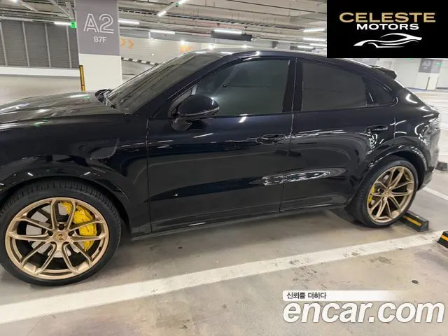 PORSCHE Cayenne (PO536) 4.0 Turbo Coupé 2021 — photo 19 sur 23