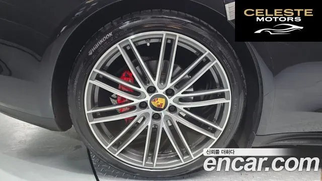 PORSCHE Panamera (971) 3.0 AWD 2018 — photo 5 sur 20