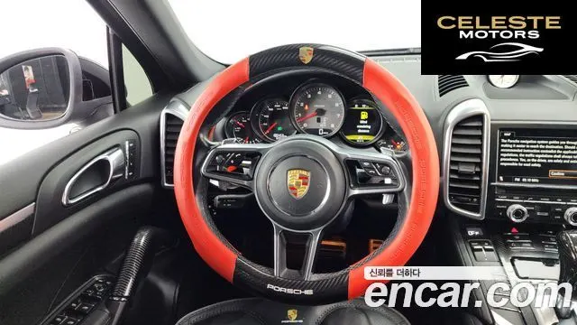 PORSCHE Cayenne 4.8 S 2011 — photo 12 sur 20