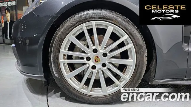 PORSCHE Panamera (971) 2.9 4S 2018 — photo 5 sur 20