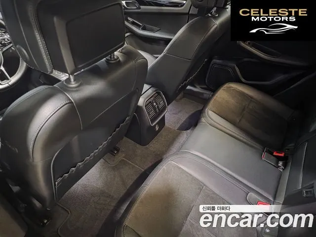 PORSCHE Macan 2.0 2018 — photo 11 sur 26