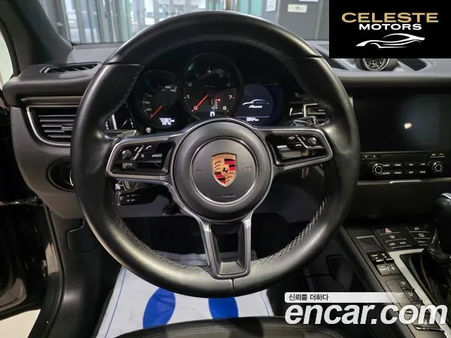 PORSCHE Macan 2.0 2018 — photo 14 sur 26