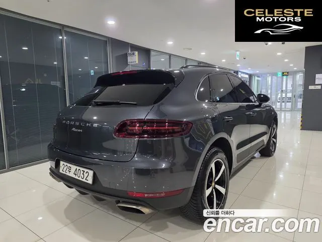PORSCHE Macan 2.0 2018 — photo 2 sur 26