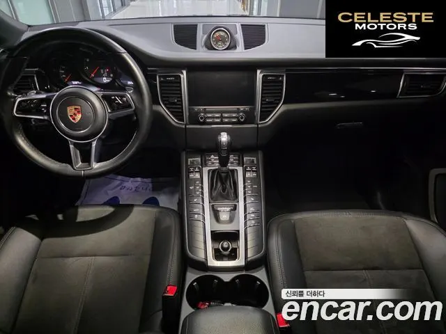 PORSCHE Macan 2.0 2018 — photo 24 sur 26