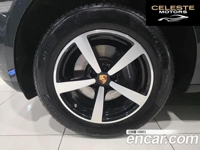 PORSCHE Macan 2.0 2018 — photo 5 sur 26