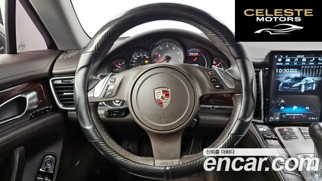 PORSCHE Panamera 4.8 4S 2010 — photo 13 sur 20